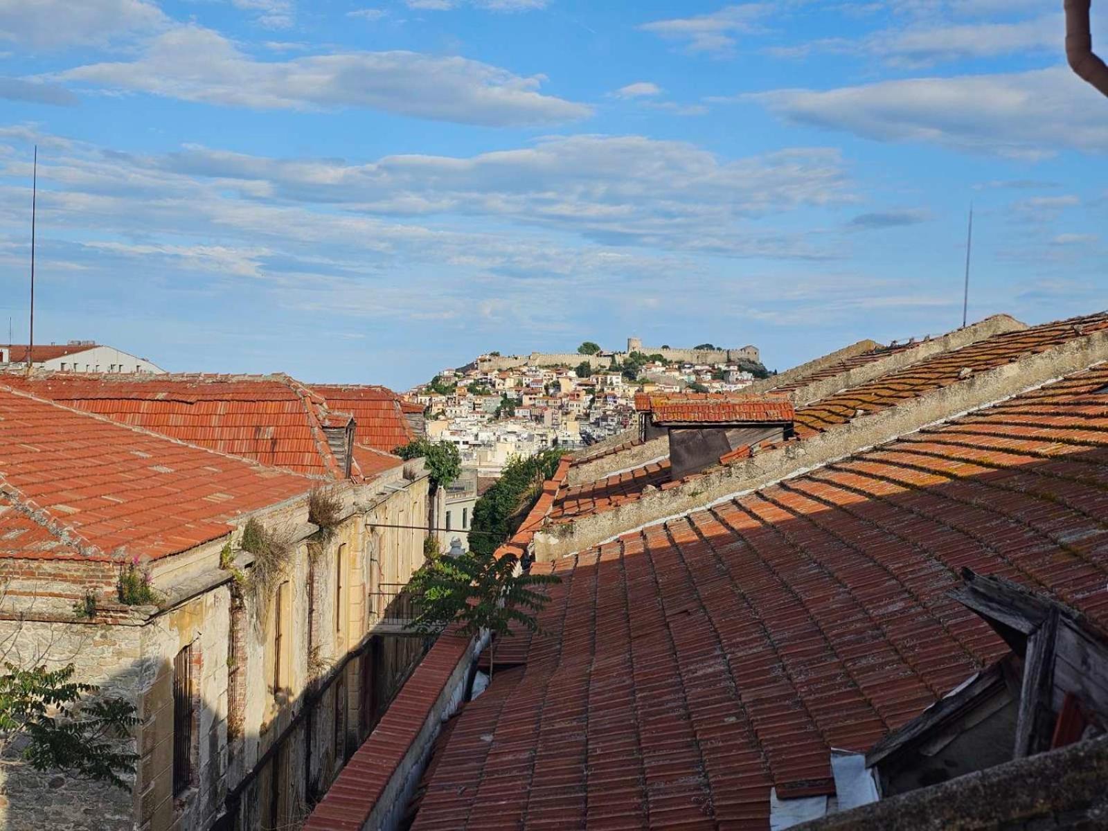 Rooftops Kavála Luaran gambar
